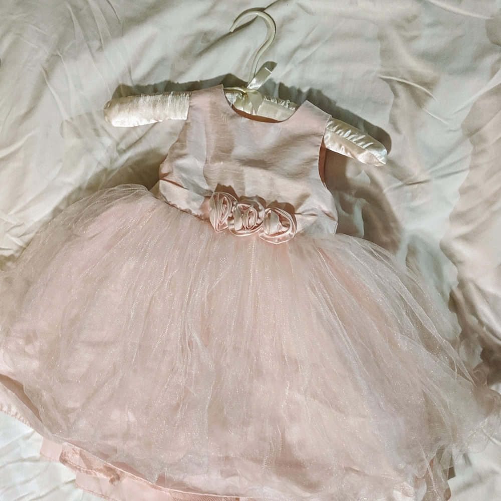 3/$10 Frilly pink dress 3T